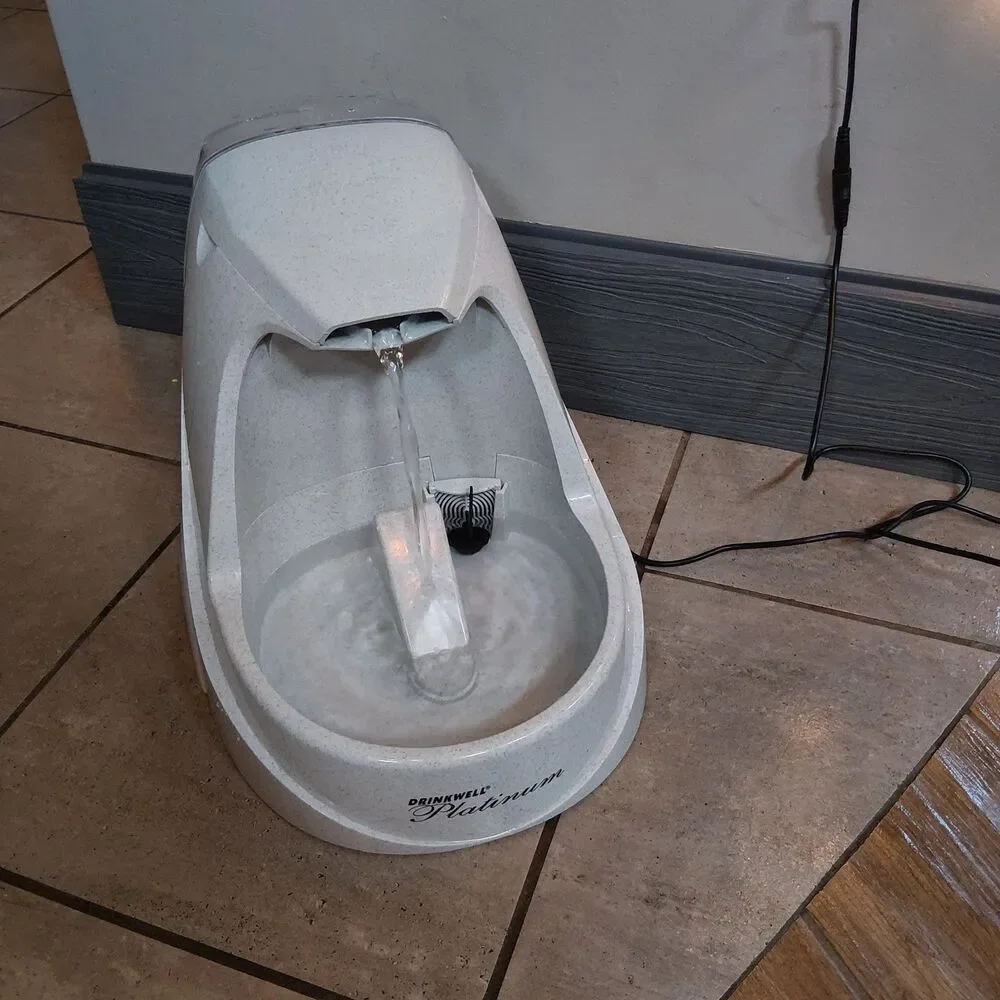PetSafe Drinkwell Platinum Pet, Cat and Dog Water Fountain - PWW00-13703